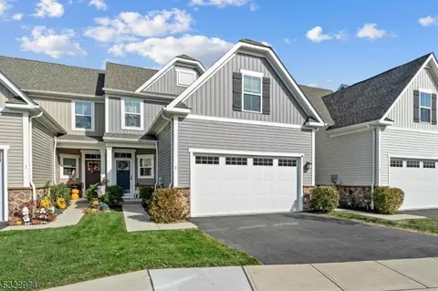 3 Sharp Shinned Ct, Washington, NJ 07882