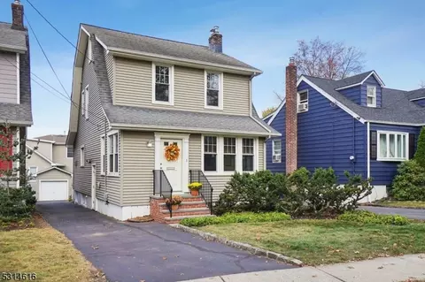 94 Elmwood Rd, Verona, NJ 07044