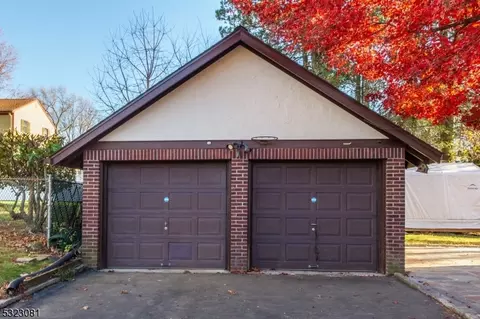 2 Hillcrest Ave, Dover, NJ 07801 photo 9