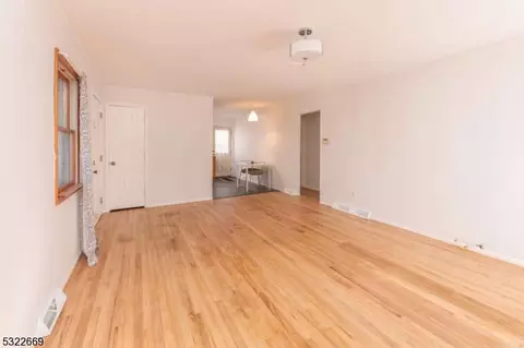 4 Papscoe Rd, West Milford Twp, NJ 07421 photo 5