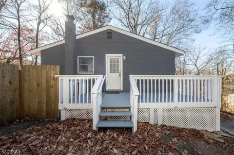 4 Papscoe Rd, West Milford Twp, NJ 07421 photo 21