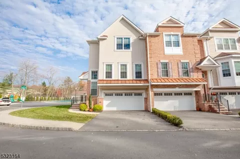 301 Premier Way, Montvale, NJ 07645