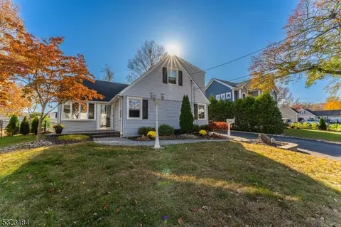 321 West Ln, Clark, NJ 07066