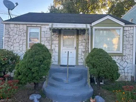 567-569 E 38th St, Paterson, NJ 07513