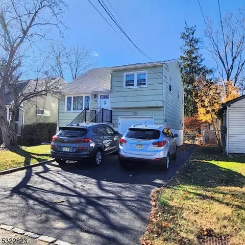 29 Huron Ave, Parsippany-troy Hills Twp, NJ 07034