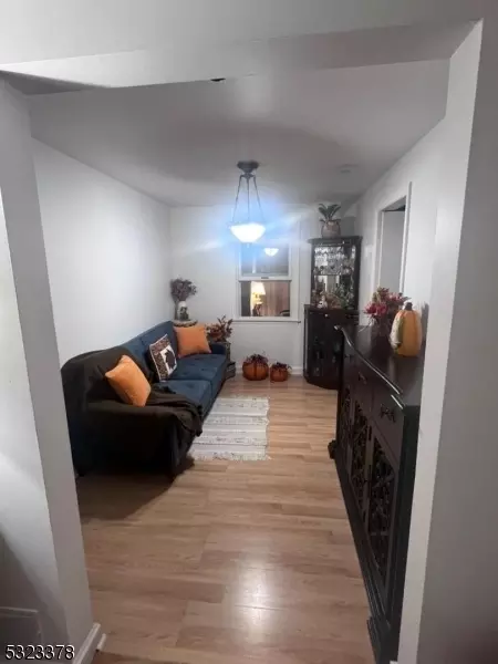740 E 2nd Ave, Roselle, NJ 07203 photo 5