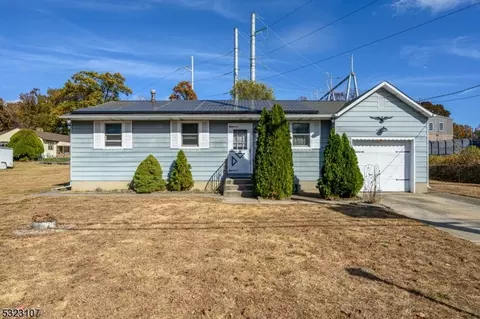 107 Oak Ave, Gloucester Twp, NJ 08012