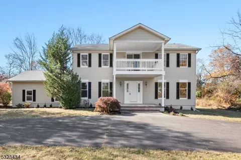 662 Spotswood Englishtown Rd, Monroe Township, NJ 08831