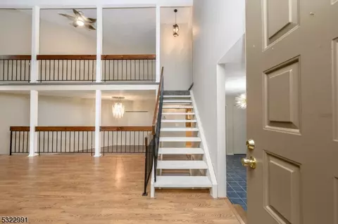 408 Westgate Dr, Edison, NJ 08820 photo 3