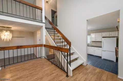 408 Westgate Dr, Edison, NJ 08820 photo 17