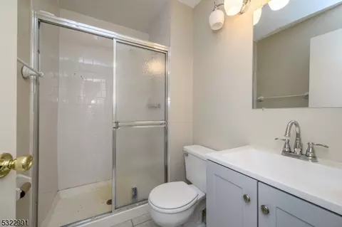 408 Westgate Dr, Edison, NJ 08820 photo 26