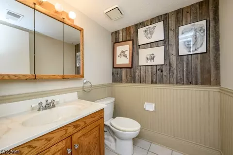 408 Westgate Dr, Edison, NJ 08820 photo 16