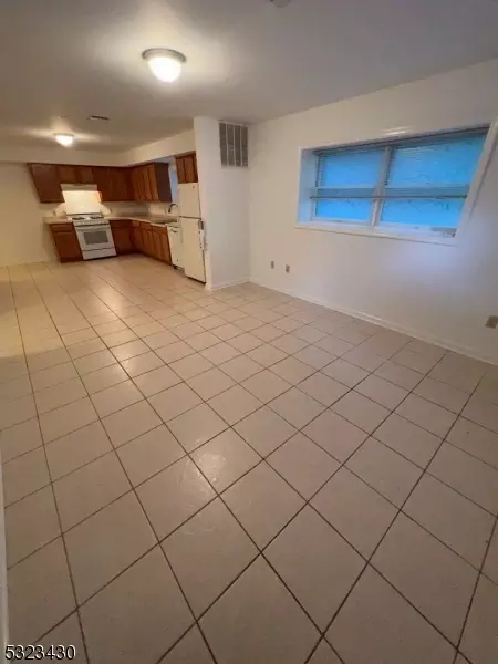 124 Centre St, Nutley, NJ 07110 photo 6
