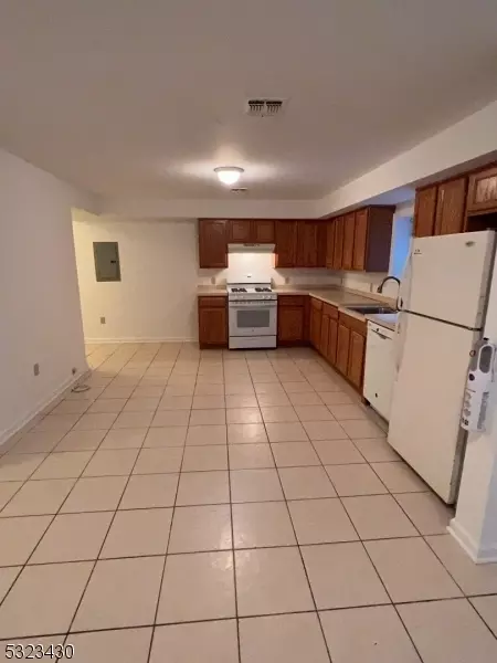 124 Centre St, Nutley, NJ 07110 photo 8