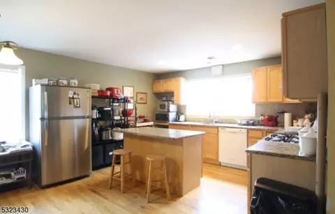 124 Centre St, Nutley, NJ 07110 photo 28