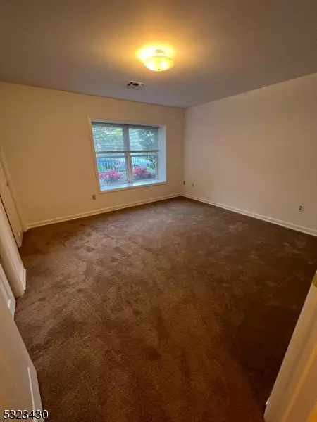 124 Centre St, Nutley, NJ 07110 photo 9