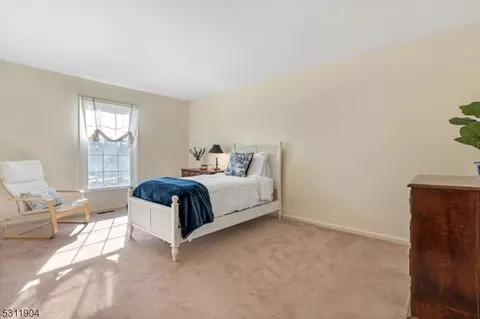 63 Commonwealth Dr, Basking Ridge, NJ 07920 photo 18