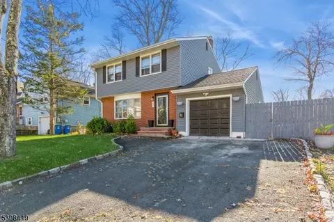 269 North Dr, North Plainfield, NJ 07060