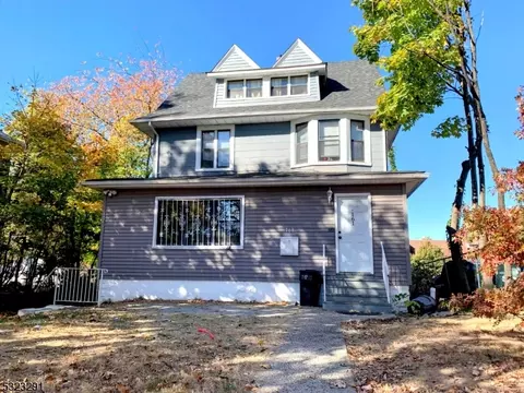 161 S Munn Ave, East Orange, NJ 07018