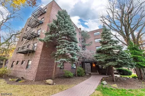 410 Park Place 4e #4, Fort Lee, NJ 07024