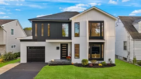 19 Kamm Ave, South River, NJ 08882