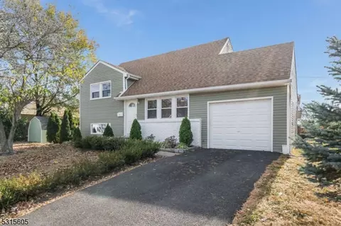 9 Speer St, Somerville, NJ 08876