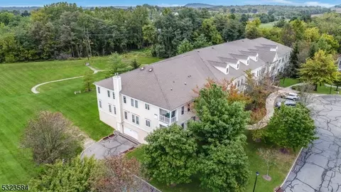 7002 Brookfield Glen Dr #02, Belvidere, NJ 07823