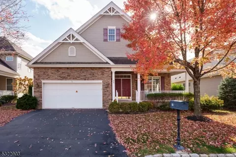 46 Patriots Way, Franklin Twp, NJ 08873