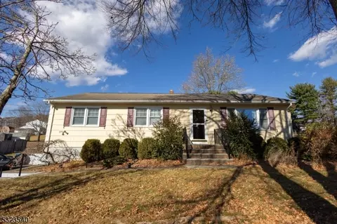 23 Ridge St, Hackettstown, NJ 07840