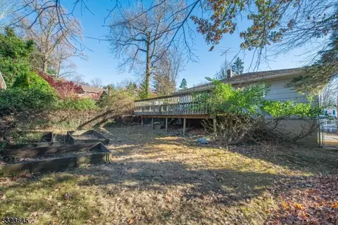 33 Lenape Trl, Wayne, NJ 07470 photo 22