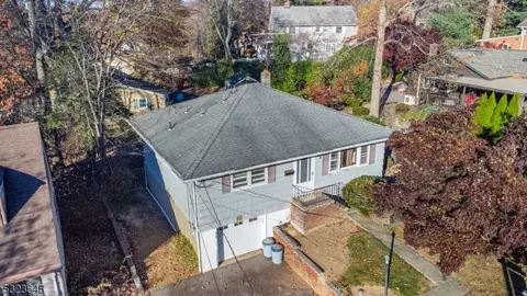 33 Lenape Trl, Wayne, NJ 07470 photo 24