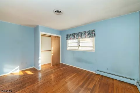 33 Lenape Trl, Wayne, NJ 07470 photo 13