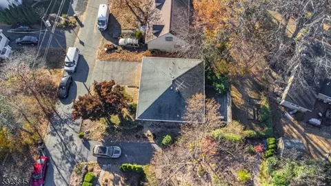 33 Lenape Trl, Wayne, NJ 07470 photo 25