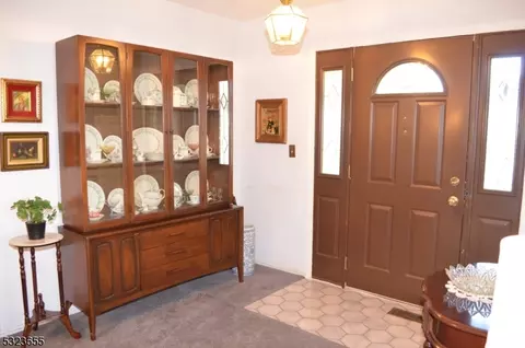 19 Foxhall # C, Middlesex, NJ 08846 photo 3