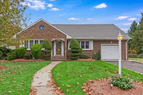 39 Wester Pl, Clifton, NJ 07013
