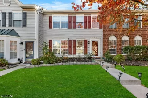 38 Cabot Way, Franklin Twp, NJ 08823