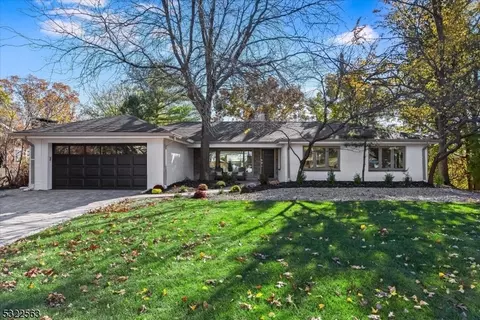 270 Forest Dr S, Millburn Twp, NJ 07078