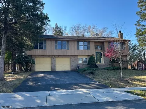 47 Zirkel Ave, Piscataway, NJ 08854