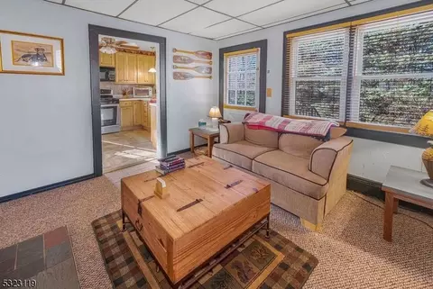544 Ridge Rd, West Milford, NJ 07480