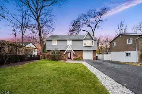 304 Brooklyn Mountain Rd, Hopatcong, NJ 07843