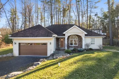 115 Hemlock Hl, Montague, NJ 07827