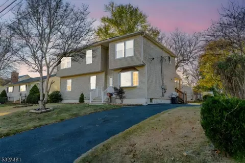 437 2nd St, Middlesex, NJ 08846