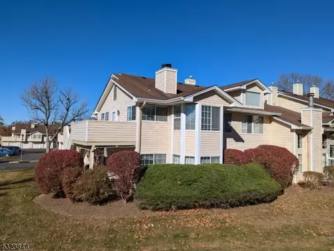 52 Fieldstone Rd, Bedminster, NJ 07921