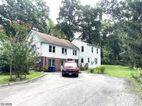 469 Main Rd, Towaco, NJ 07082