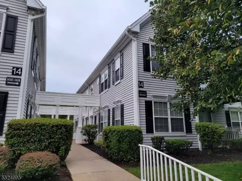 1414 Magnolia Ln #1414, Branchburg, NJ 08876
