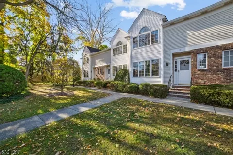 13 Cross St #D, Madison, NJ 07940