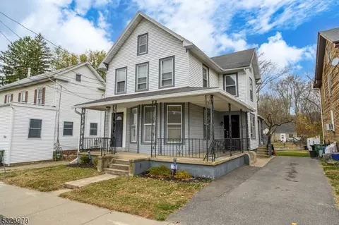 258 E Washington Ave, Washington, NJ 07882