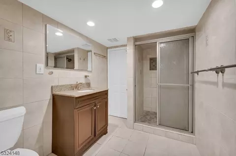99 Nellis Dr, Wayne, NJ 07470 photo 23