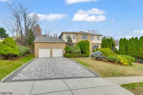 99 Nellis Dr, Wayne, NJ 07470 photo 2