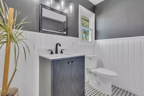 42 Elena Pl, Dover, NJ 07801 photo 33